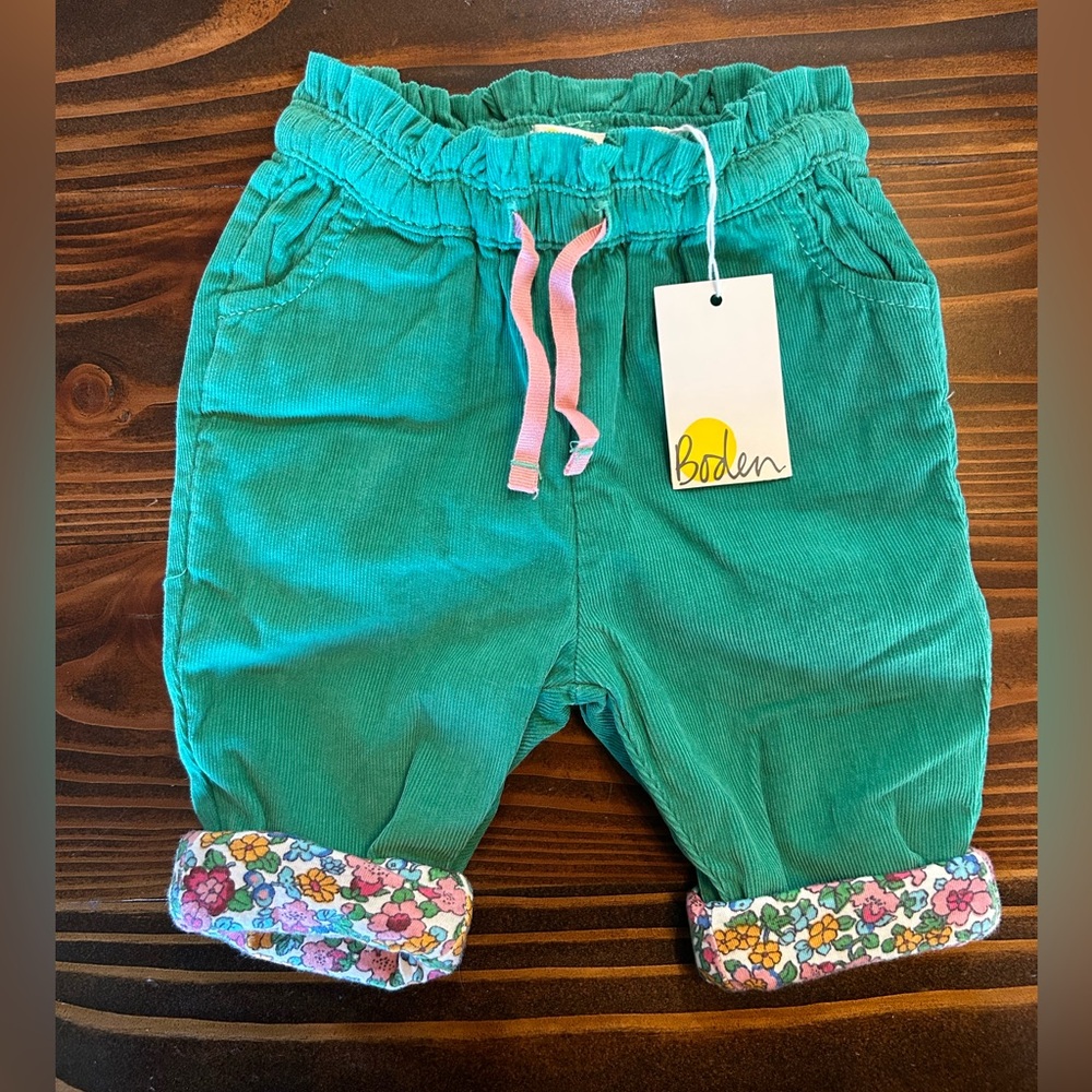 NWT Baby Boden Green Floral Lined Corduroy Bottoms size 3-6 mo